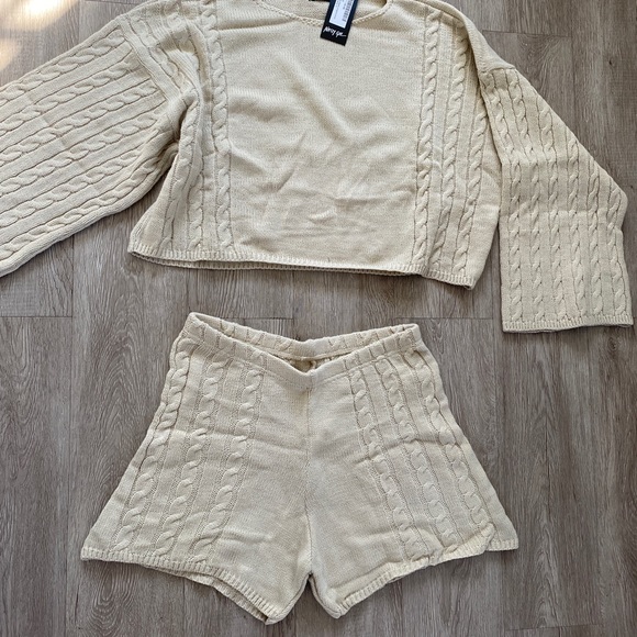 Nasty Gal NWT Set. Oatmeal color, size Medium - Picture 3 of 7